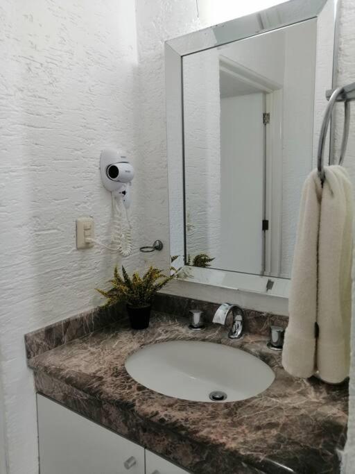 Confortable Depa En Condominio Frente Al Mar! Cancún Extérieur photo